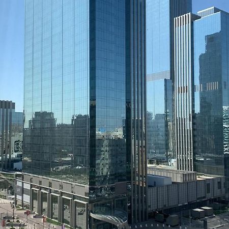 Квартира С Видом На Abu Dhabi Plaza Astana Exterior foto